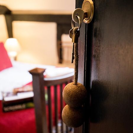 The Fleece Inn Bretforton 외부 사진