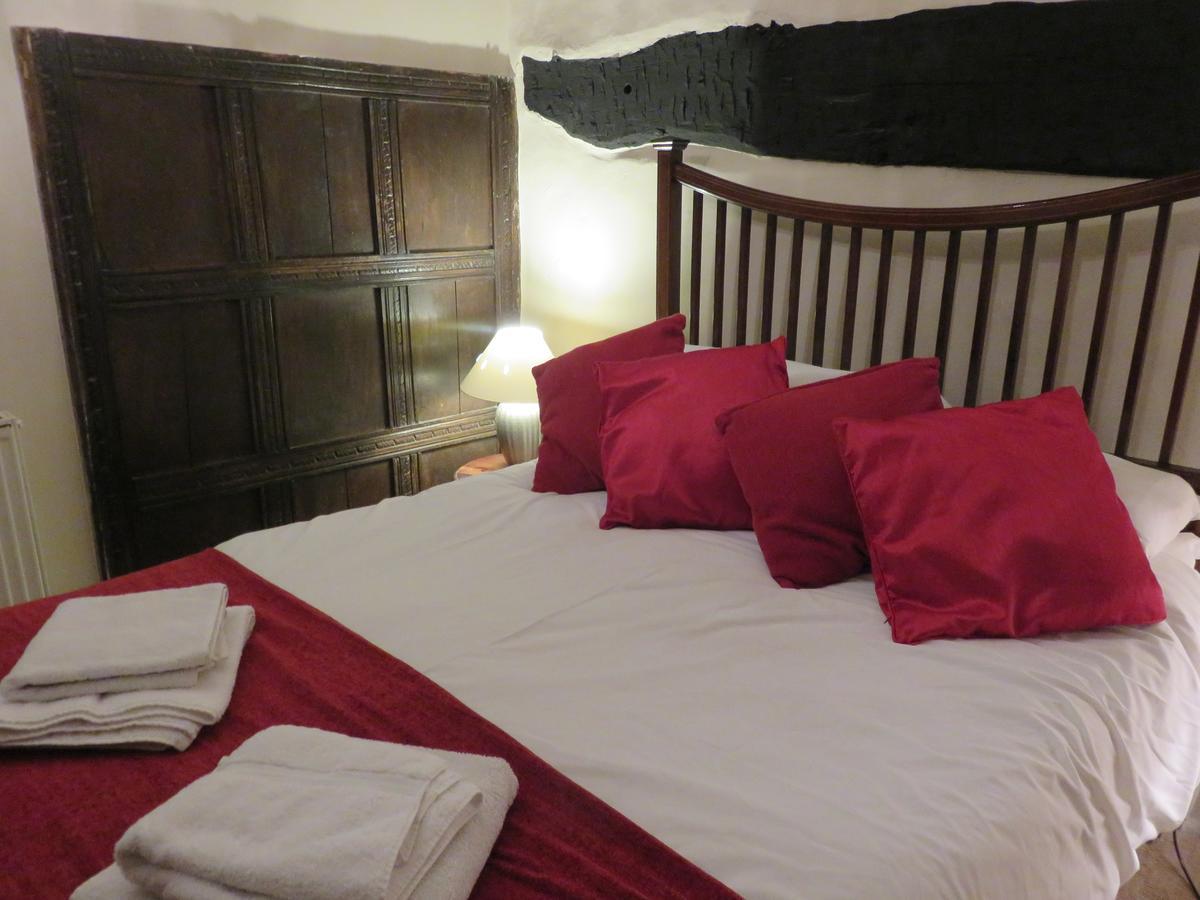 The Fleece Inn Bretforton 외부 사진