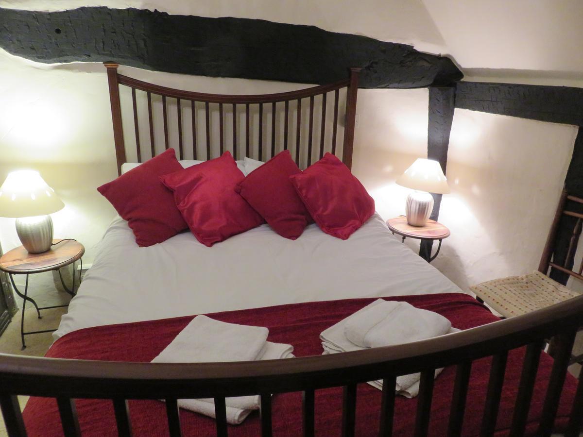 The Fleece Inn Bretforton 외부 사진